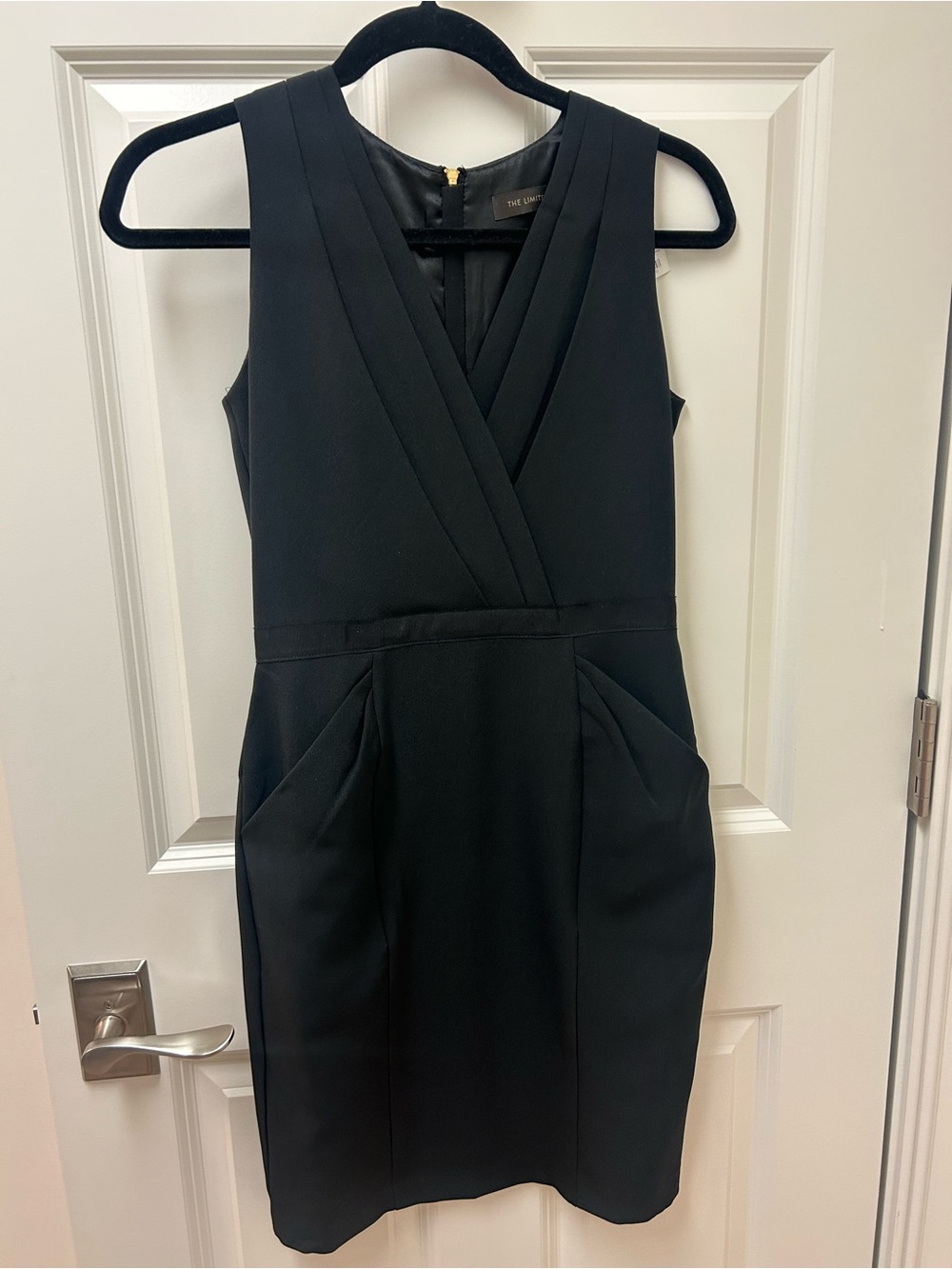 The Limited Black V-Neck Sleeveless Sheath Dress